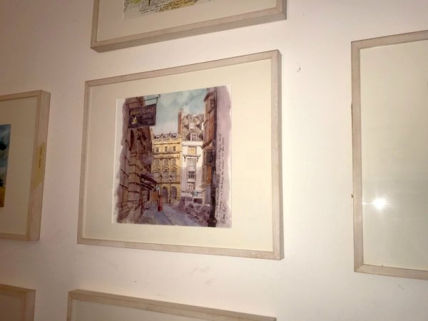 Beetles Gallery | Sitting outside the famous gallery on a Sunday looking down Ryder Street